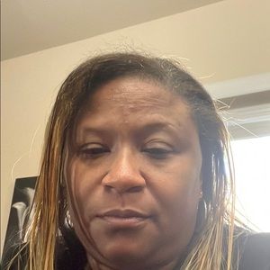 Meet your Posher, Edwina